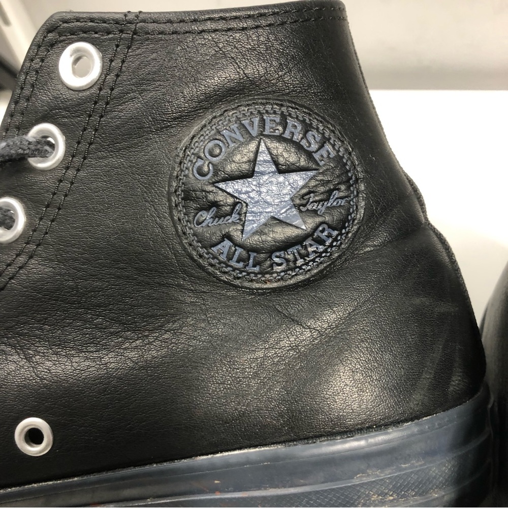 Converse Chuck Taylor All Star Mono Leather High Top, size 9M or 11W - Picture 8 of 9